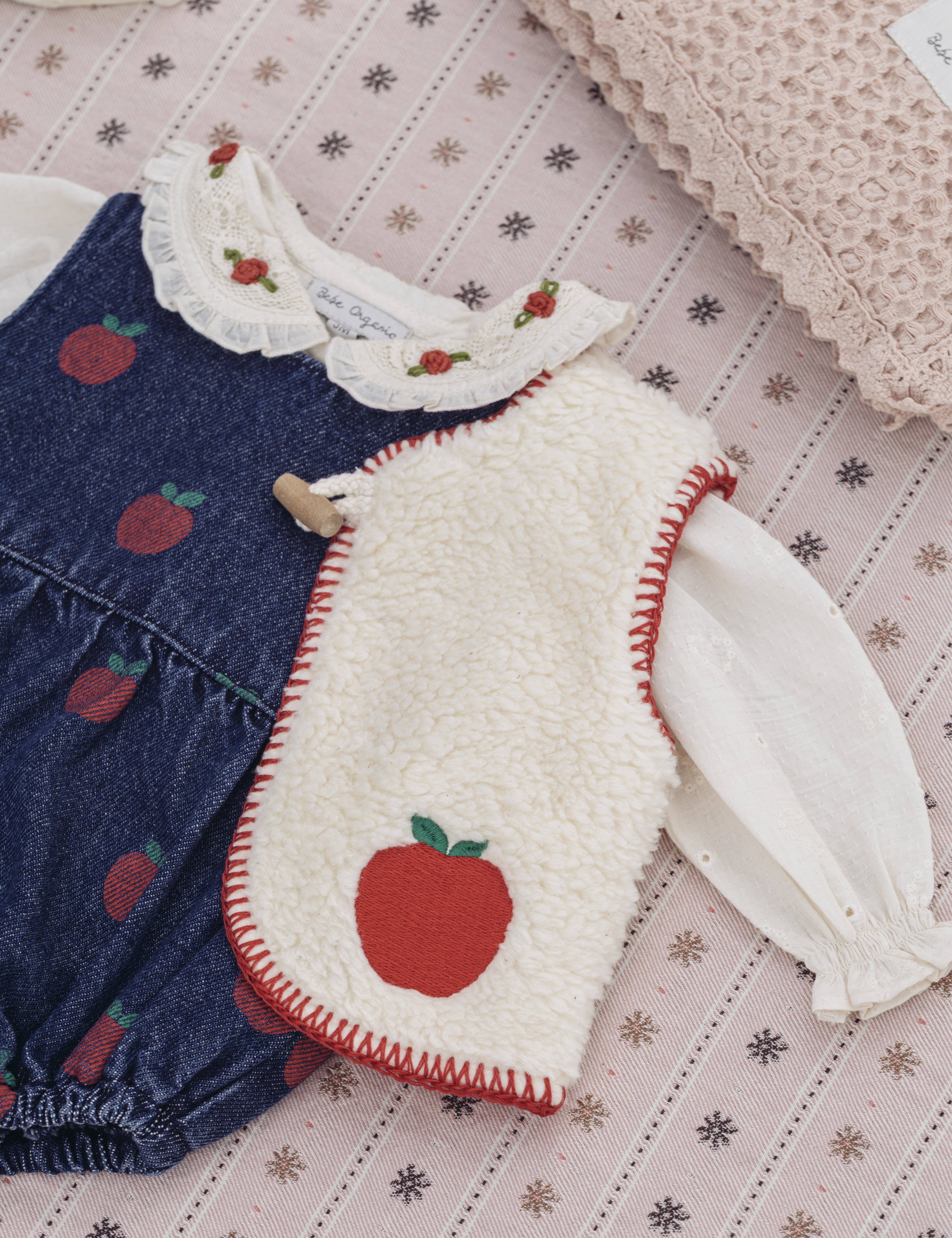 Bebe Organic Baby Cotton Blouse in Heart Lace (Anita)