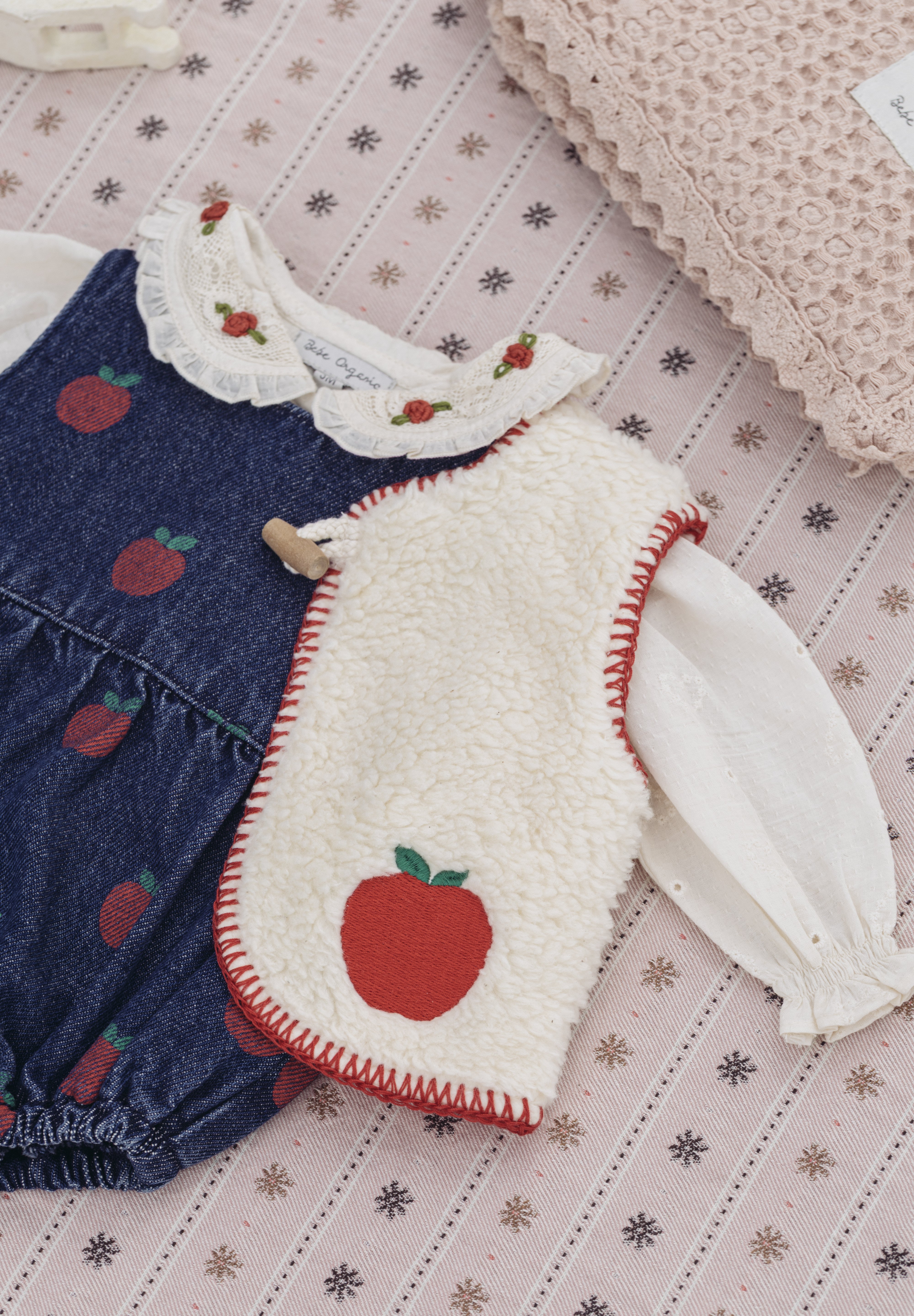 Bebe Organic Baby Cotton Blouse in Heart Lace (Anita)