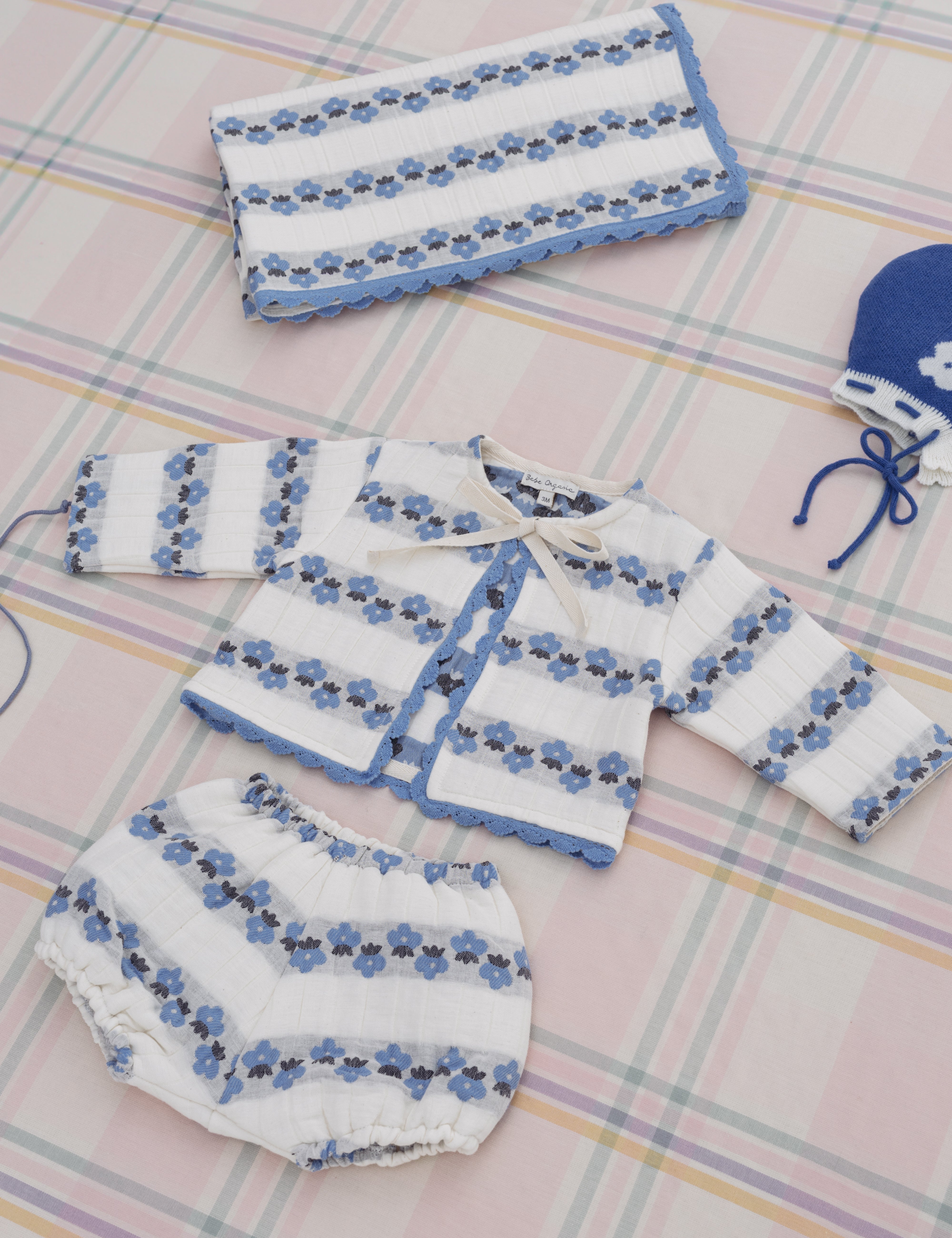 Bebe Organic Baby Set in Flower Stripe (Scilla)
