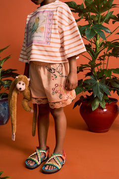 Maison Mangostan kids bird embroidered shorts in peach