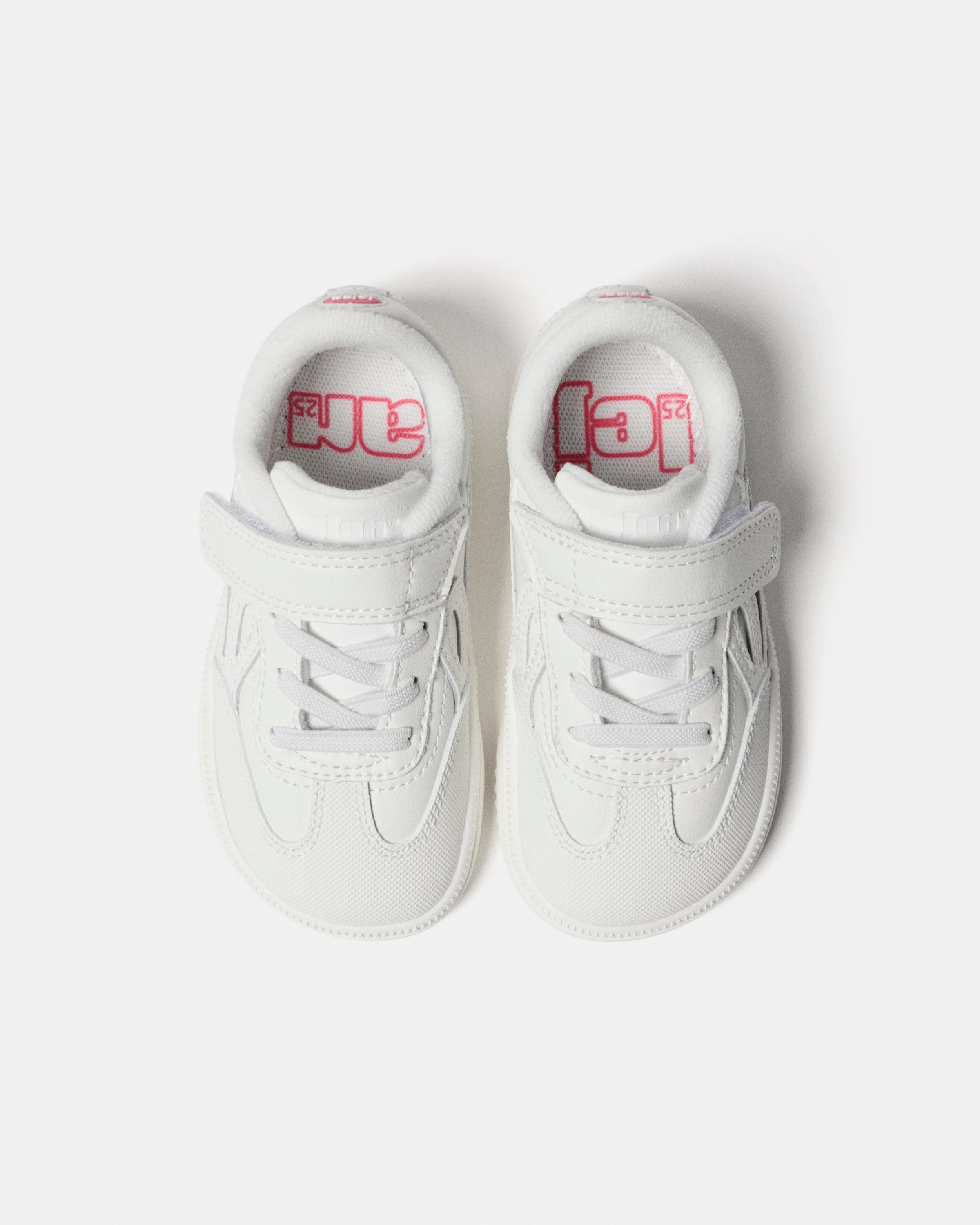 Lejan Weekdays Kids in White